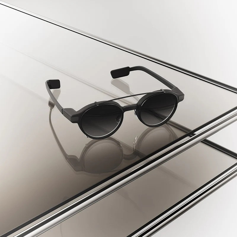 Hands-Free Smart Glasses with Navigation, AI & Live Subtitles