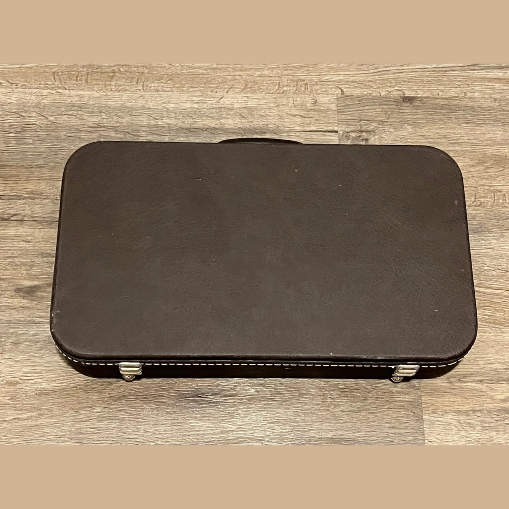 Retro Portable Synth with Instant Chord Play & Classic Analog Tone