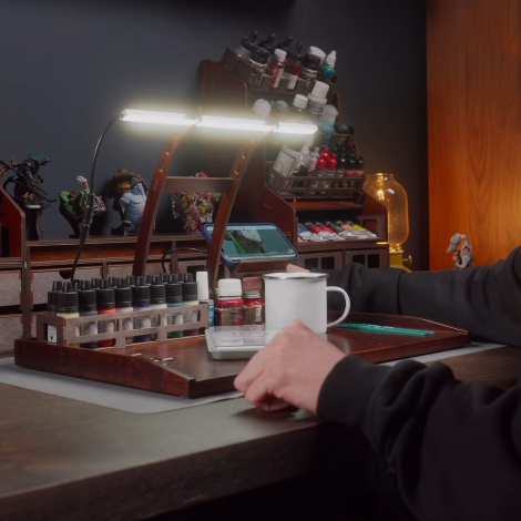Professional Portable Hobby Workspace for Creators
