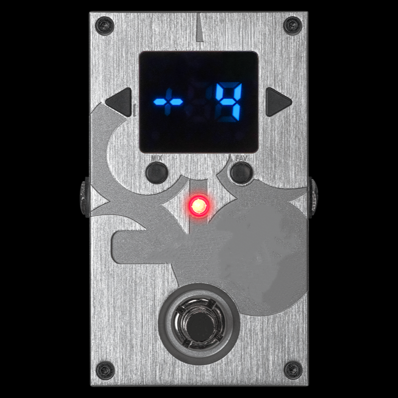 Compact Guitar Pitch Shifter with Natural Octave Effects