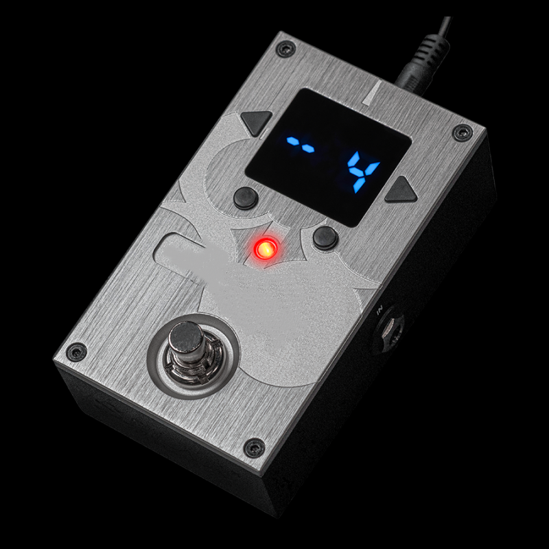 Compact Guitar Pitch Shifter with Natural Octave Effects