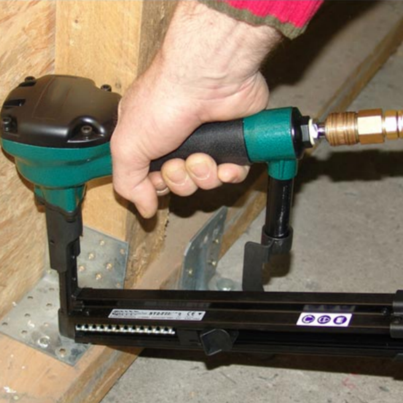 Lightweight Air-Powered Nailer with Precision Nail Control