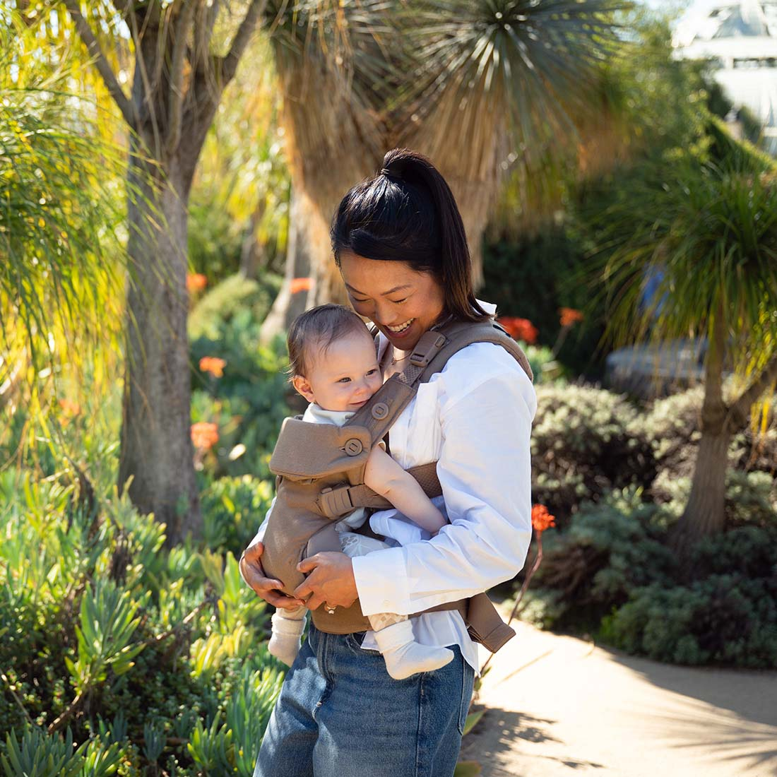 Ultimate Luxury Baby Carrier – Hug Your Little World