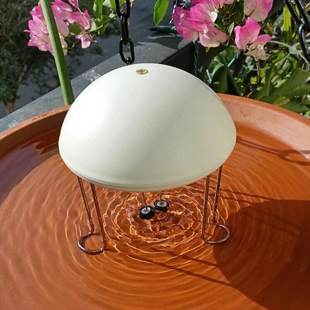 Ripple Your Way to a Lively Backyard – Mosquito-Blocking Birdbath