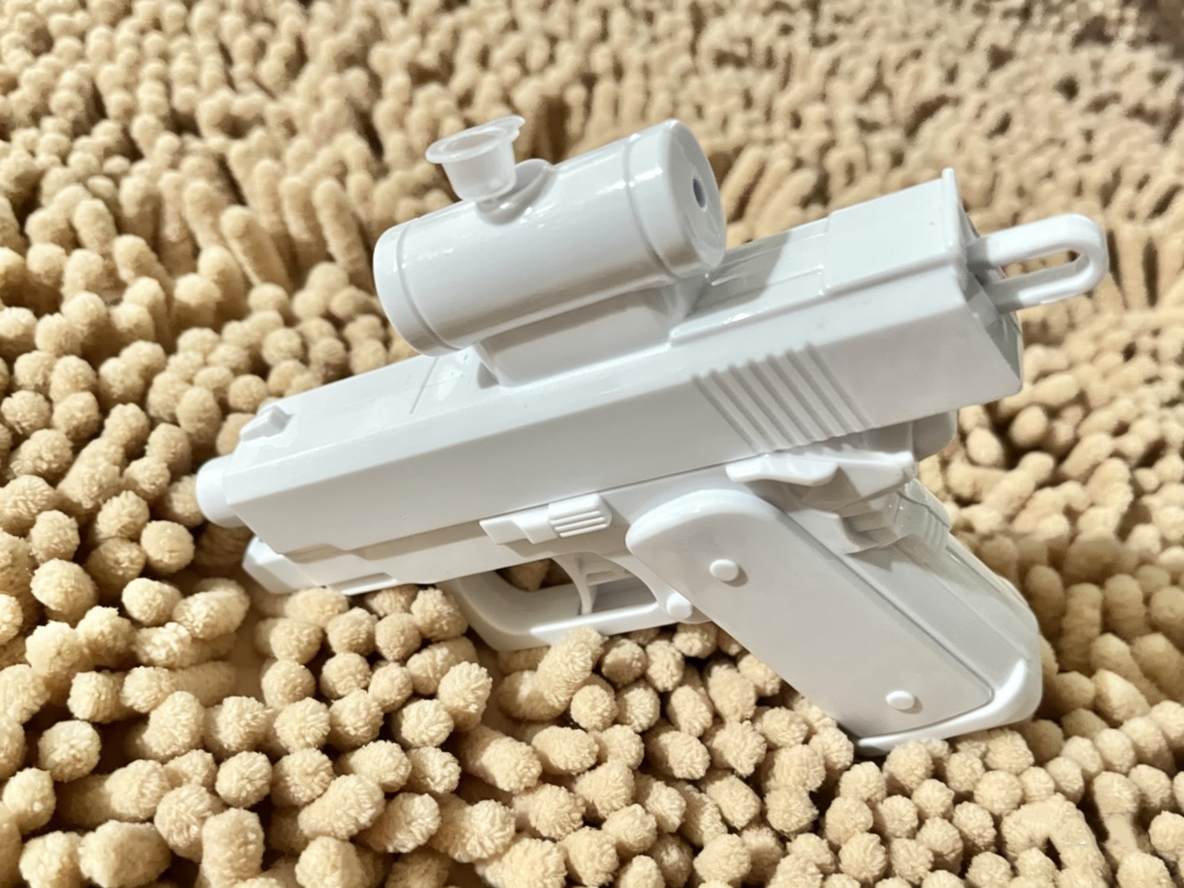 Prank Two-Way Reversible Water Gun – Inverted Spray Squirt Toy for Summer Parties