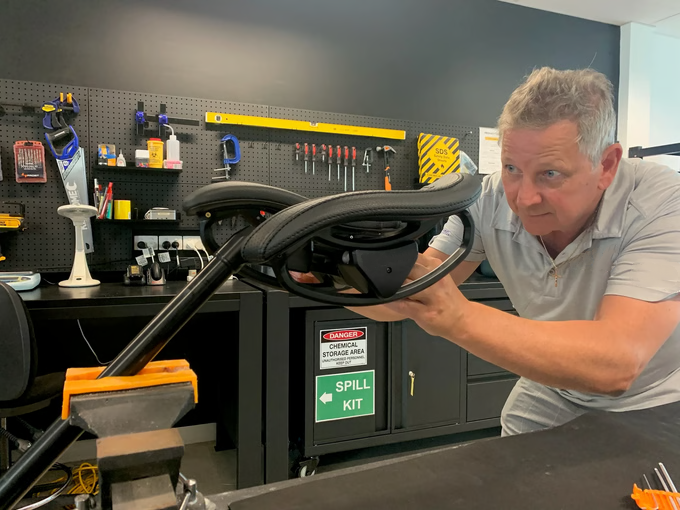 Dynamic Motion Bike Seat