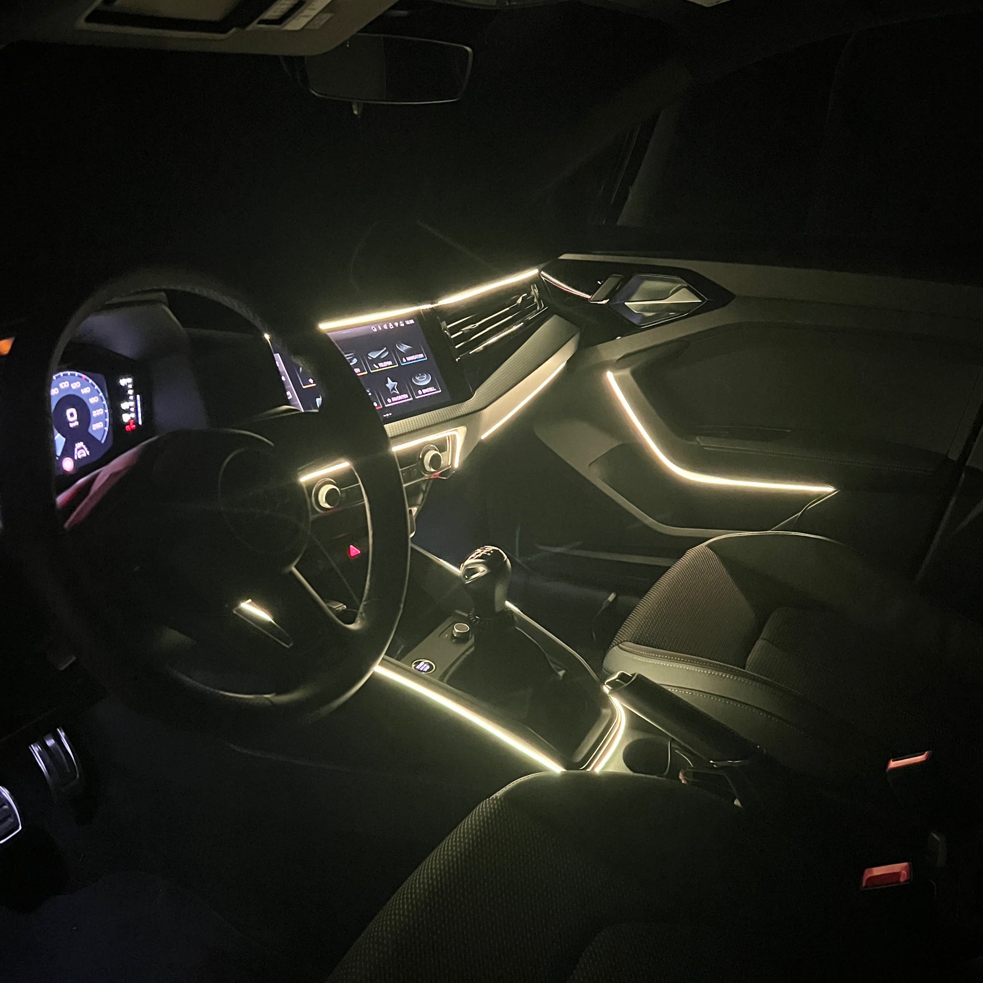 110cm USB & USB-C Car Interior Ambient Lighting Strip – RGB Atmosphere Lamp
