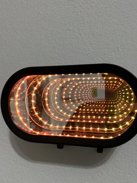 Infinity Mirror Key Holder – LED Wall Organizer for Keys & Decor